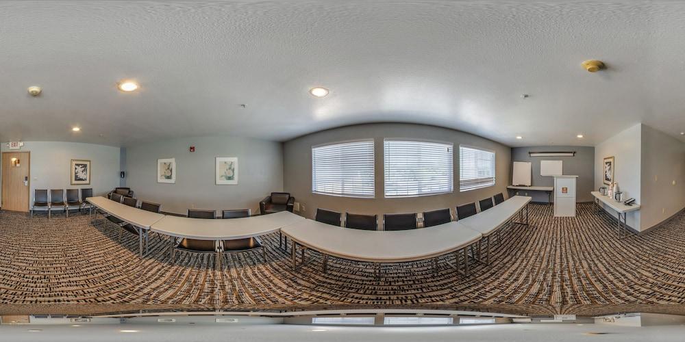 Clarion Hotel By Humboldt Bay Юрика Екстериор снимка