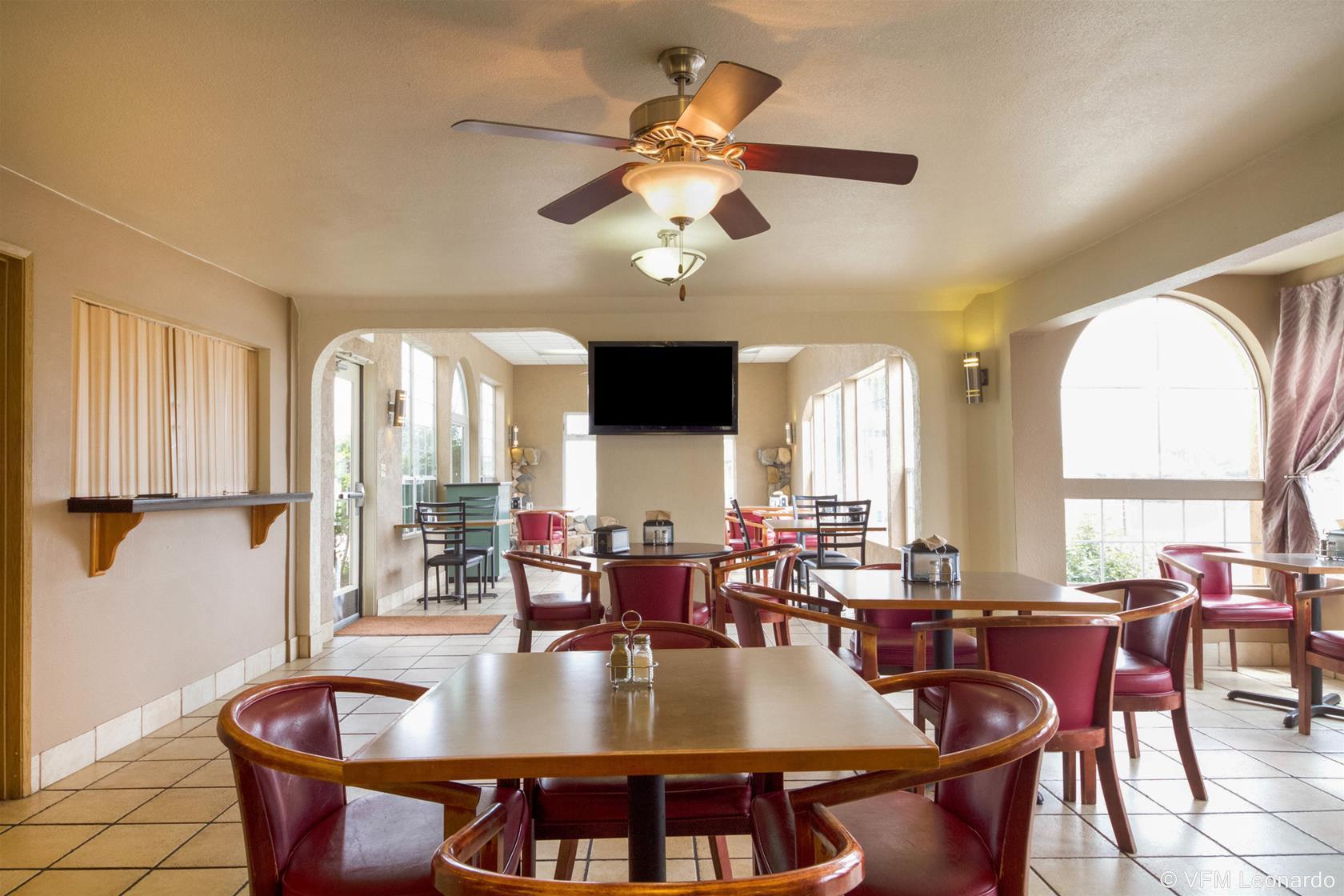 Clarion Hotel By Humboldt Bay Юрика Екстериор снимка