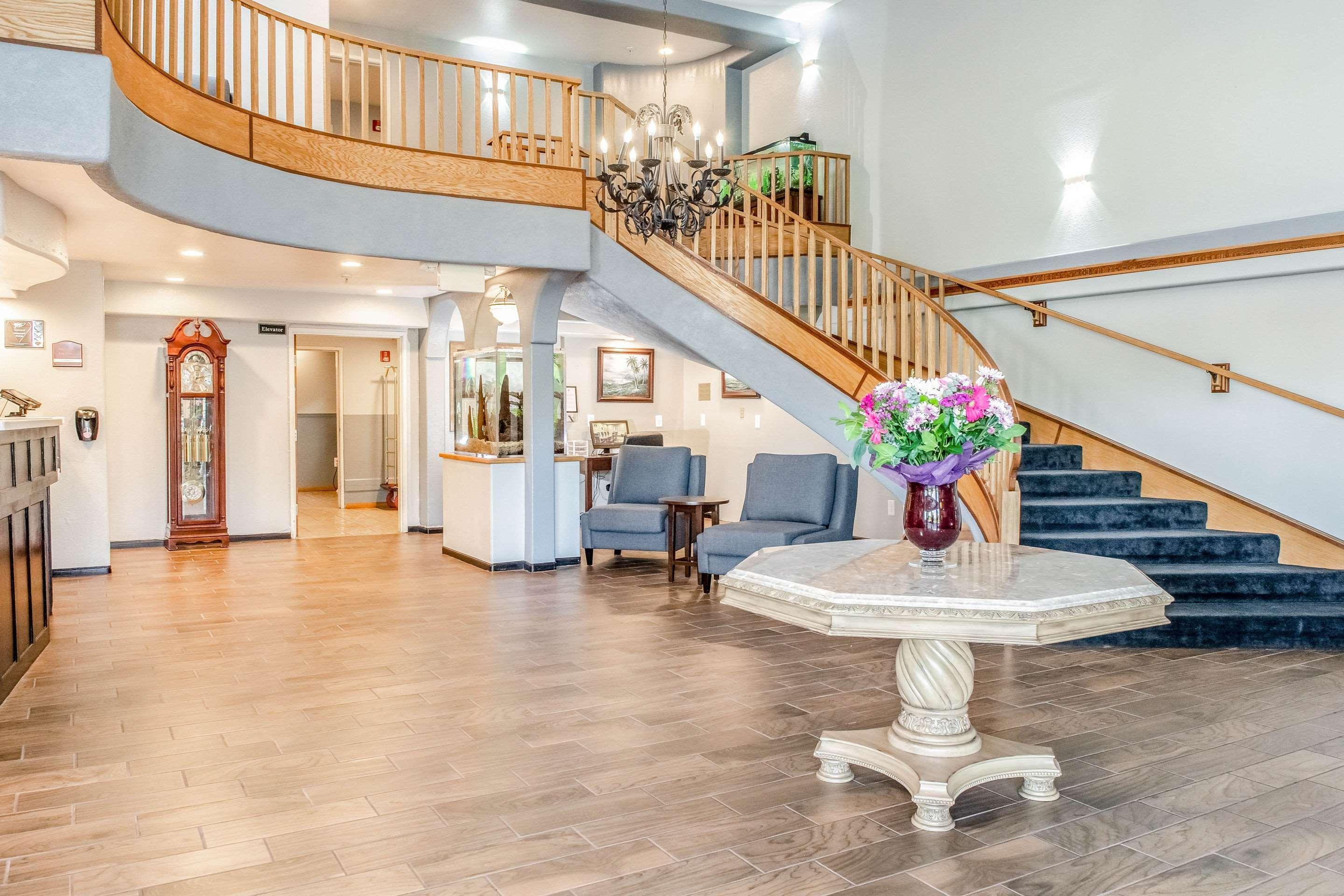 Clarion Hotel By Humboldt Bay Юрика Екстериор снимка