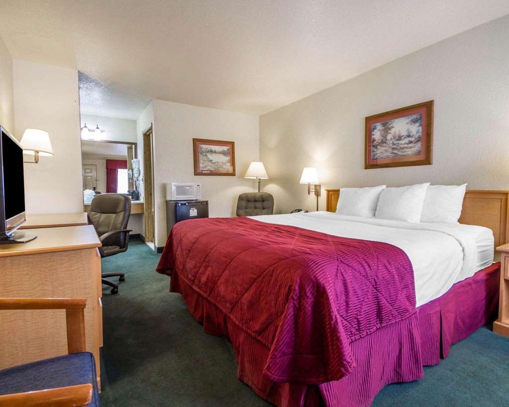 Clarion Hotel By Humboldt Bay Юрика Стая снимка