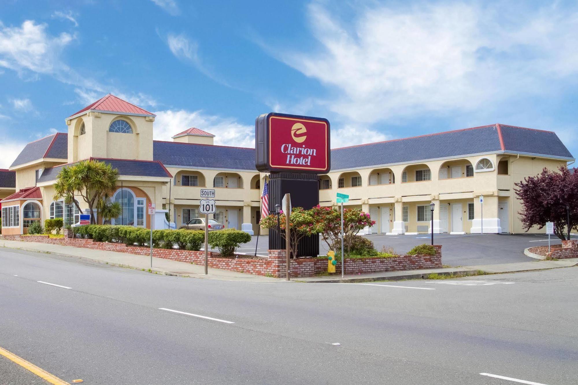 Clarion Hotel By Humboldt Bay Юрика Екстериор снимка