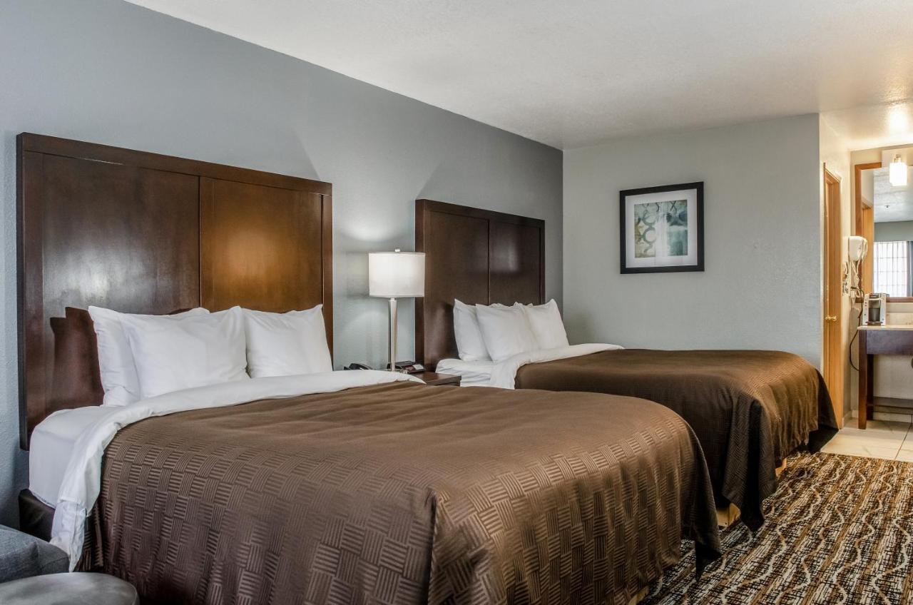 Clarion Hotel By Humboldt Bay Юрика Екстериор снимка